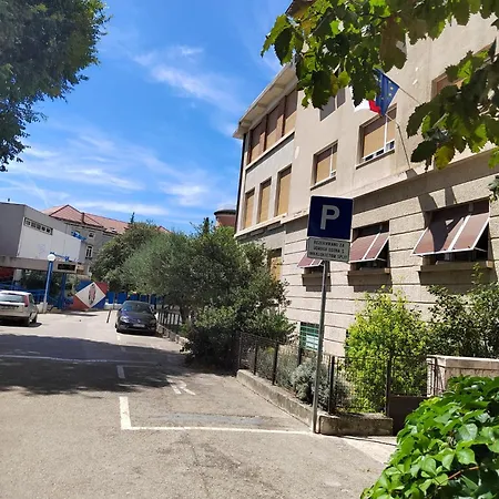 Chrallot Gostinjska kuća Split